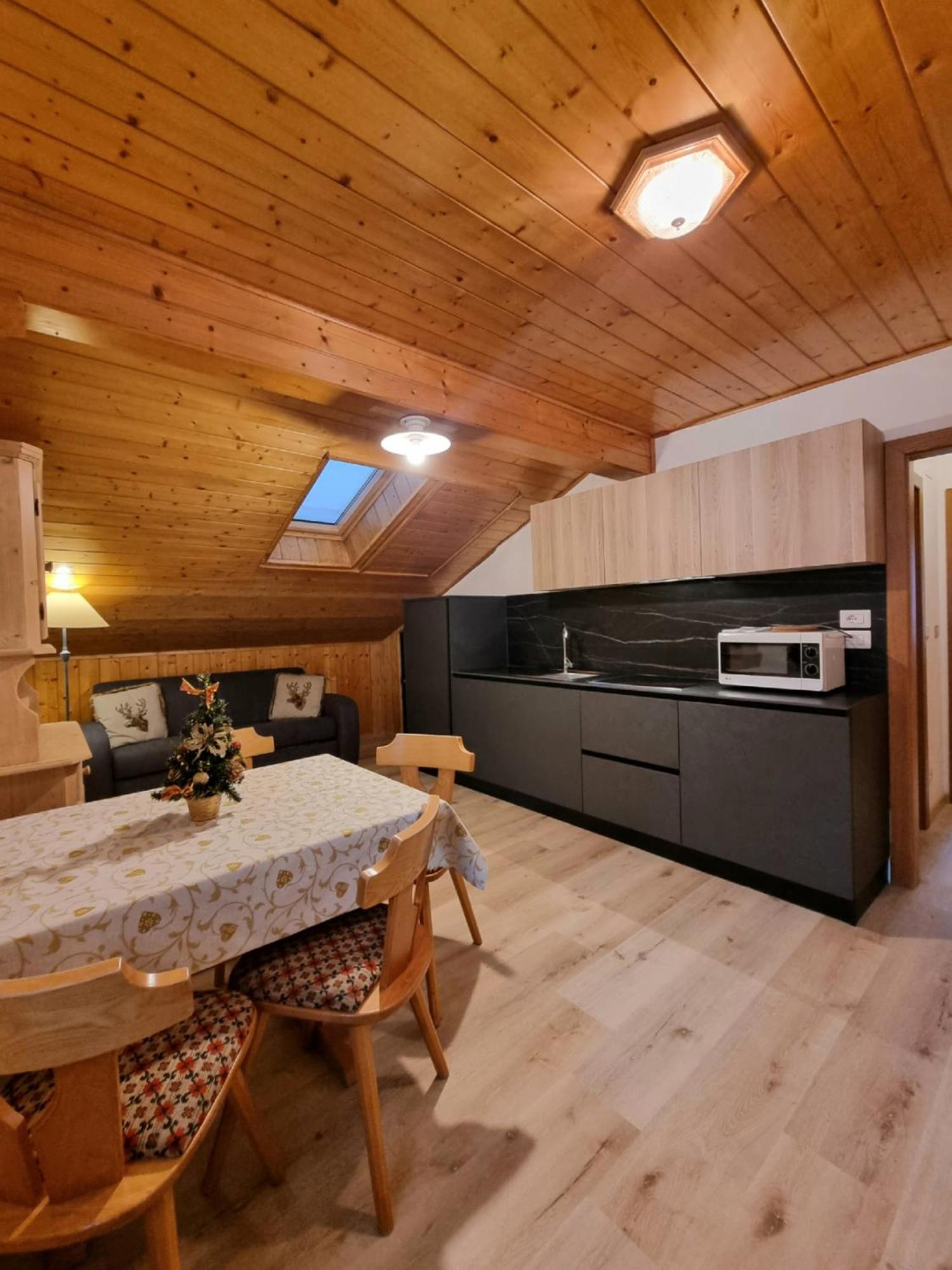 Apartament Cesa Elena Canazei Zewnętrze zdjęcie