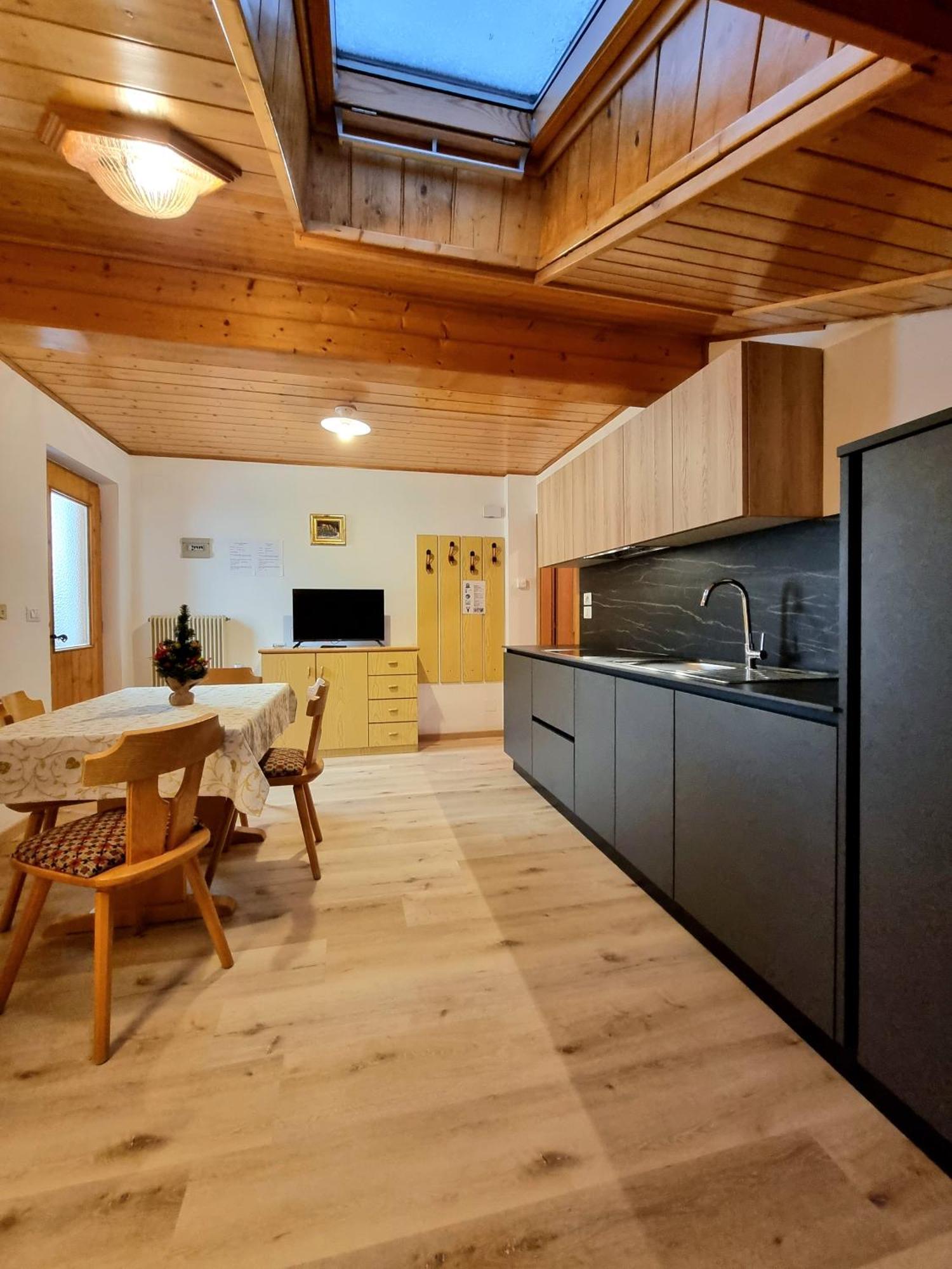 Apartament Cesa Elena Canazei Zewnętrze zdjęcie