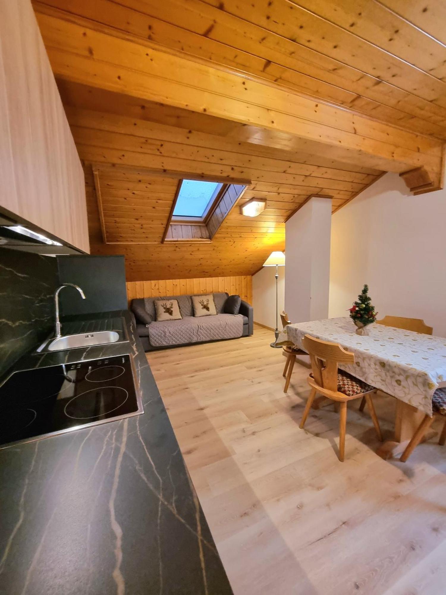 Apartament Cesa Elena Canazei Zewnętrze zdjęcie